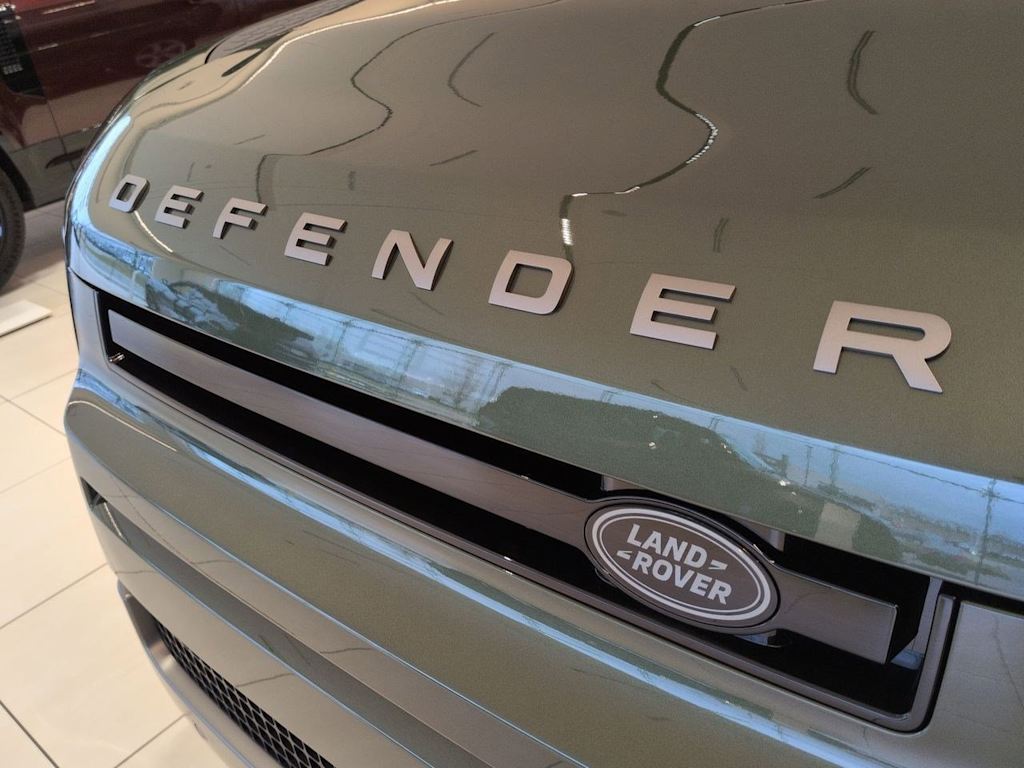 Thumbnail: 2026 Land Rover Defender - 26