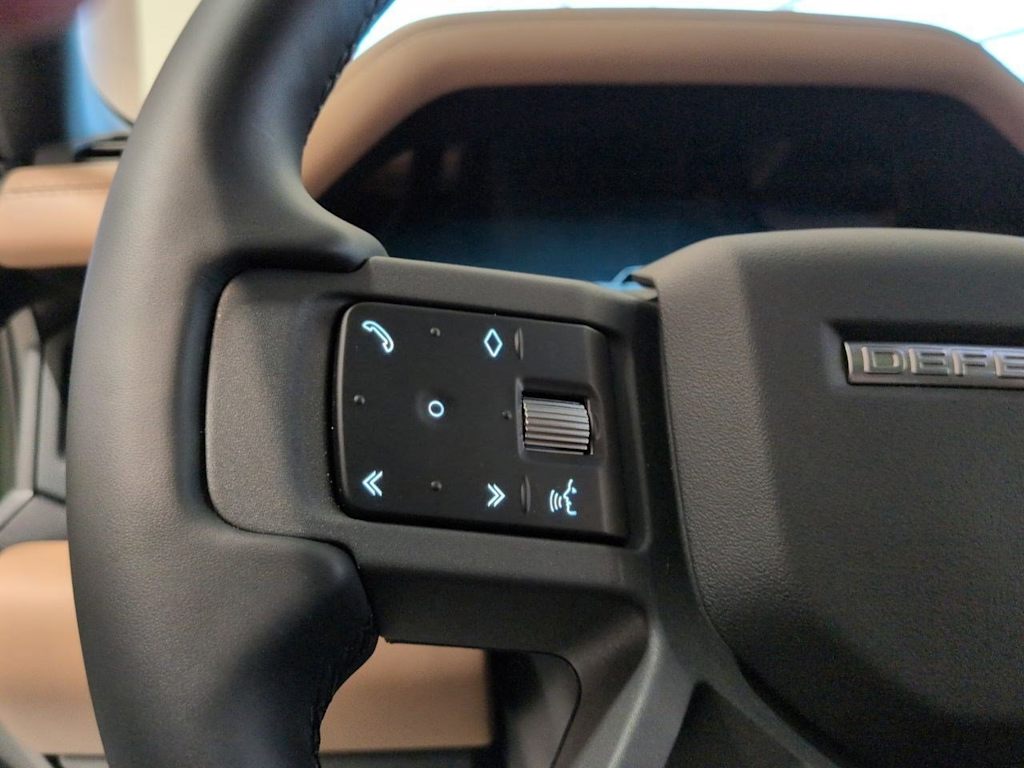 Thumbnail: 2026 Land Rover Defender - 32