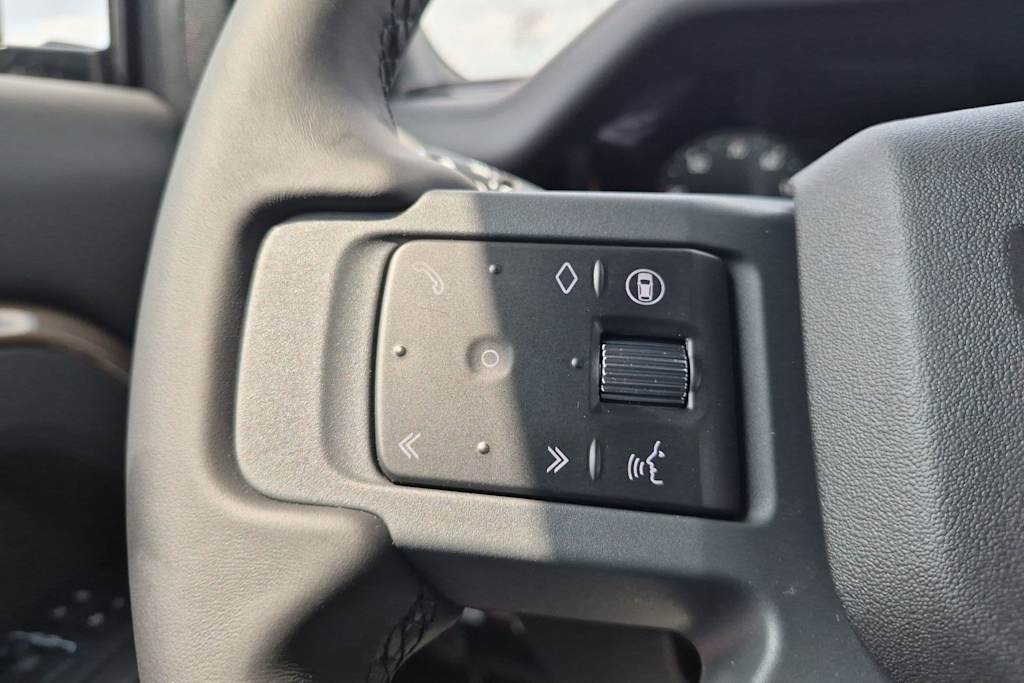 Thumbnail: 2026 Land Rover Defender - 29