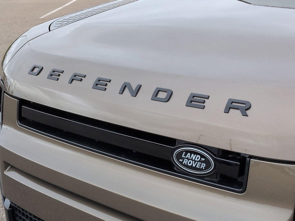 Thumbnail: 2026 Land Rover Defender - 25