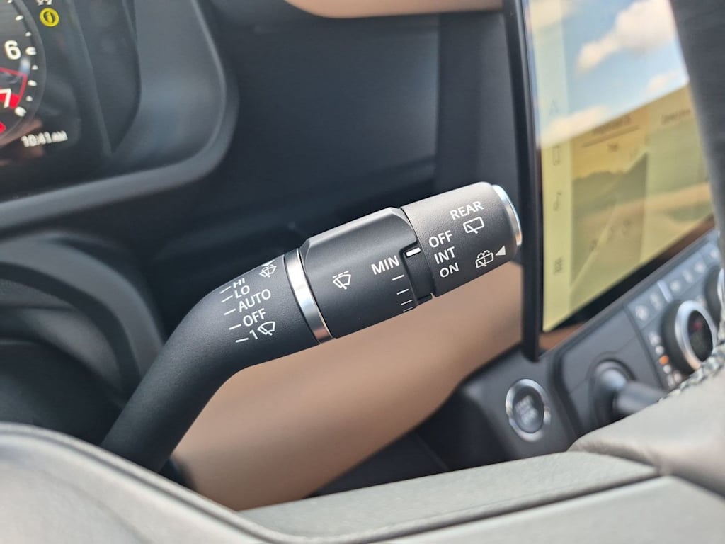 Thumbnail: 2026 Land Rover Defender - 31