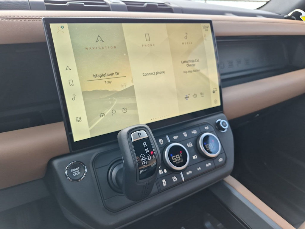 Thumbnail: 2026 Land Rover Defender - 15