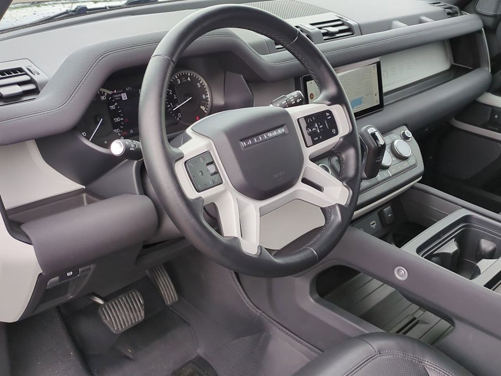 Thumbnail: 2023 Land Rover Defender - 2