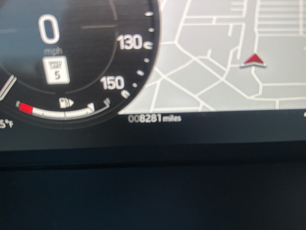 Thumbnail: 2025 Land Rover Defender - 25