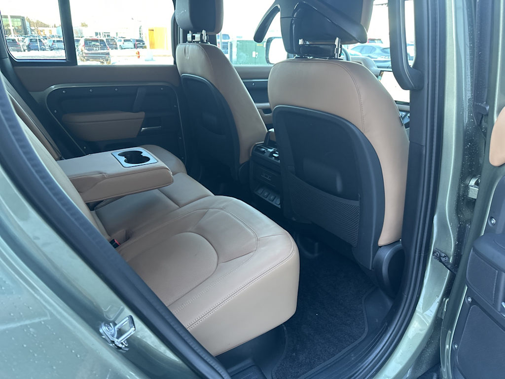 Thumbnail: 2025 Land Rover Defender - 20