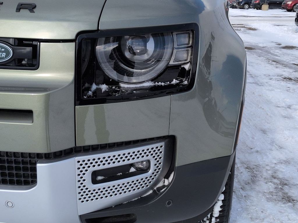 Thumbnail: 2025 Land Rover Defender - 24