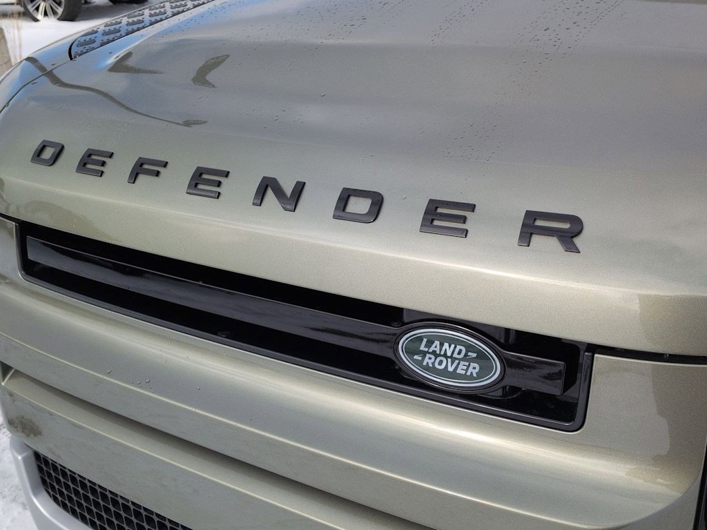 Thumbnail: 2025 Land Rover Defender - 6