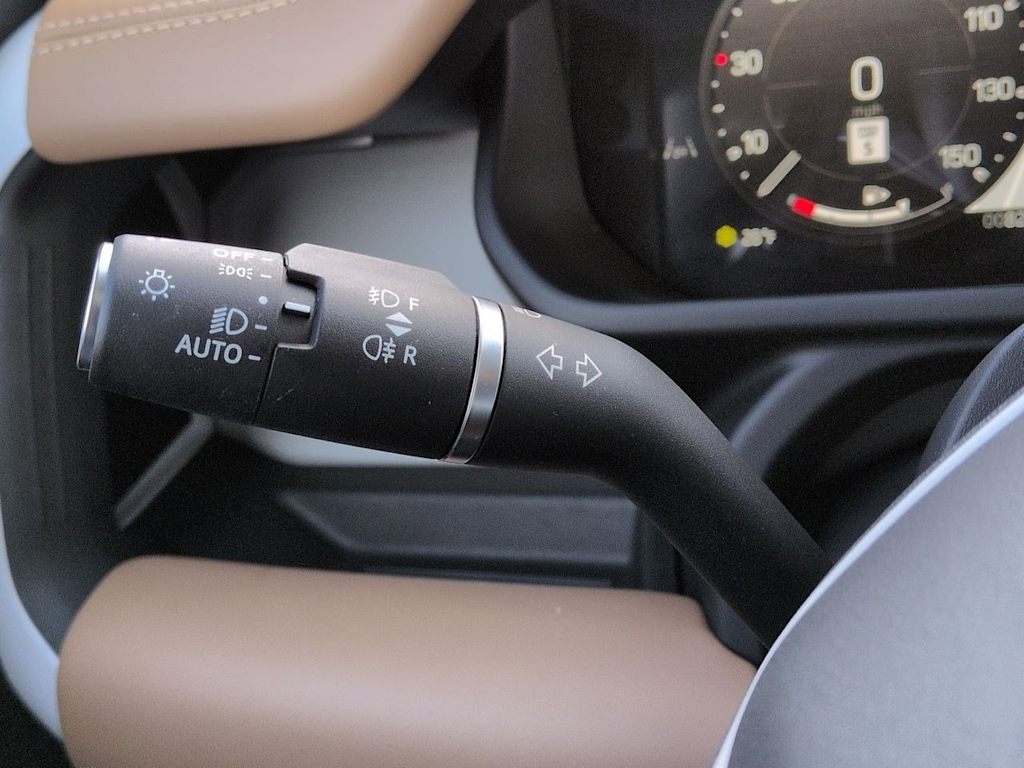 Thumbnail: 2025 Land Rover Defender - 34