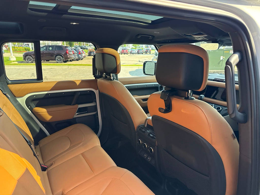 Thumbnail: 2023 Land Rover Defender - 13