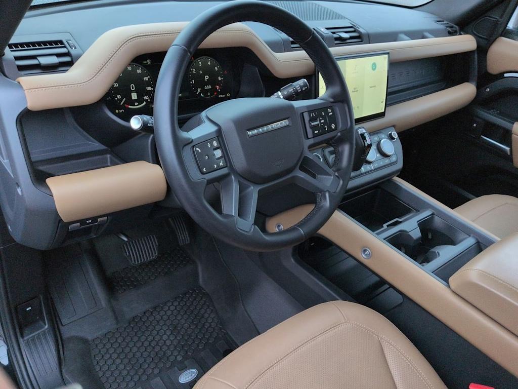 Thumbnail: 2025 Land Rover Defender - 2