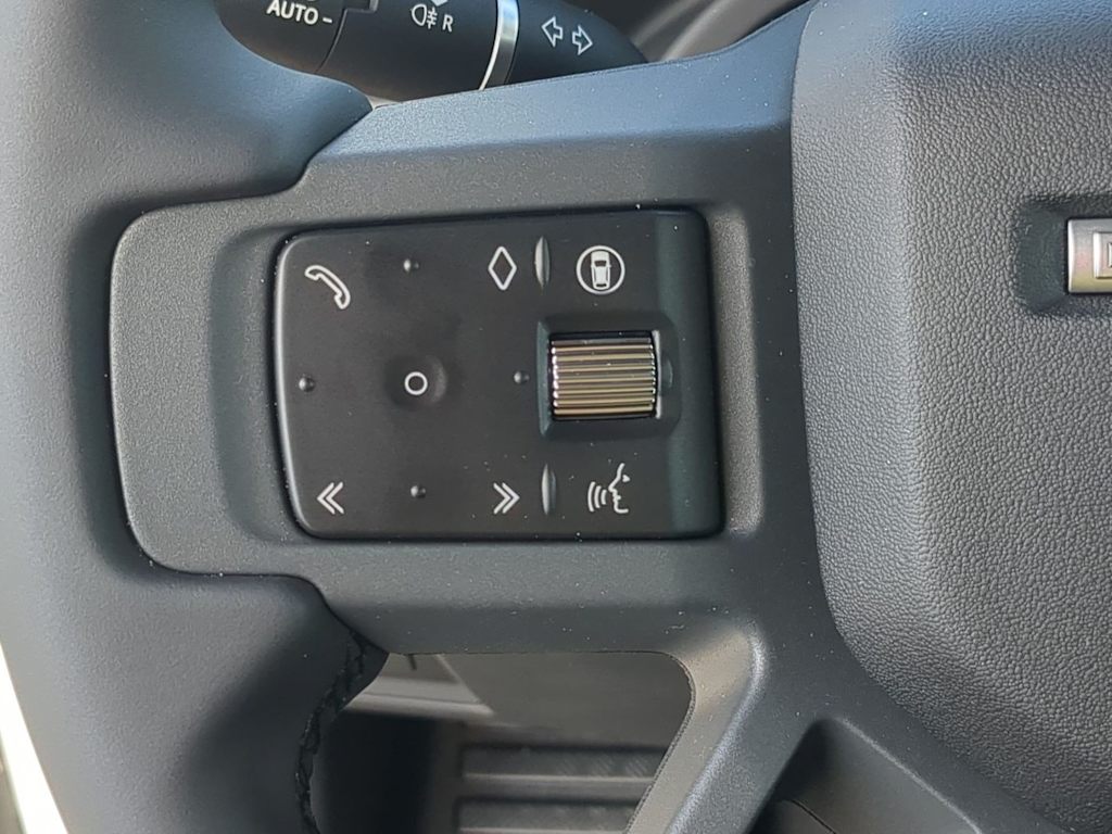 Thumbnail: 2026 Land Rover Defender - 27