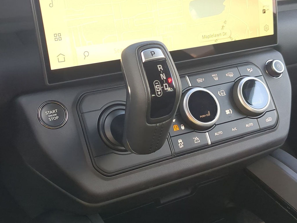 Thumbnail: 2026 Land Rover Defender - 34