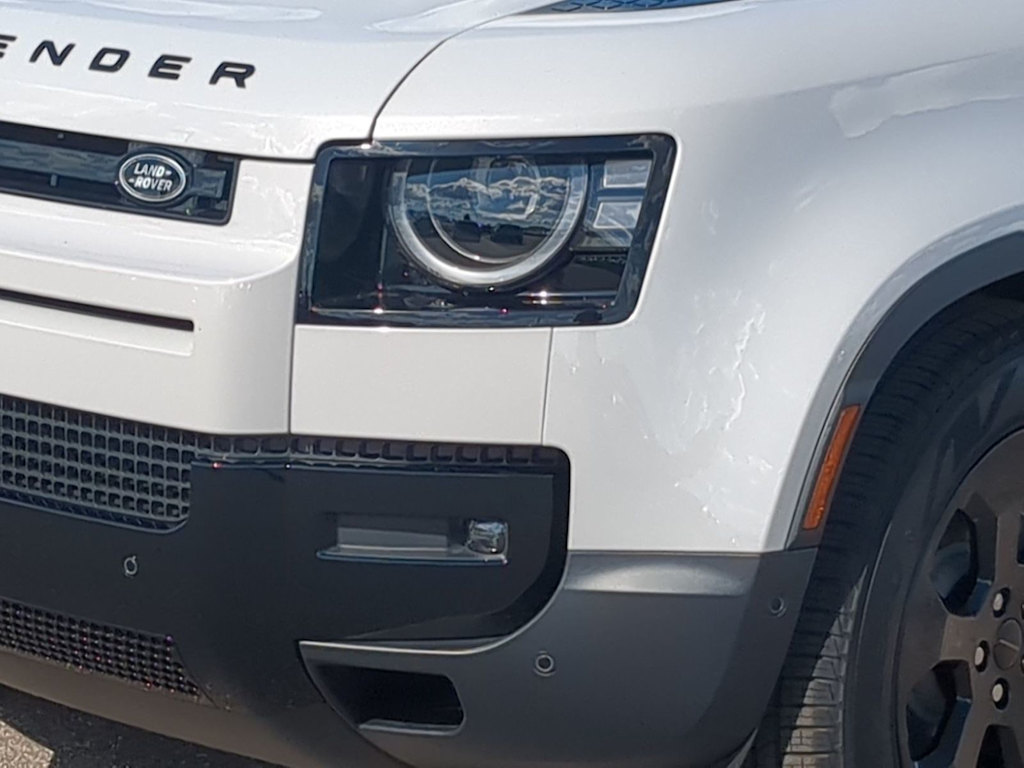 Thumbnail: 2026 Land Rover Defender - 22