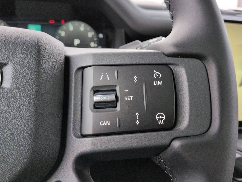 Thumbnail: 2026 Land Rover Defender - 31