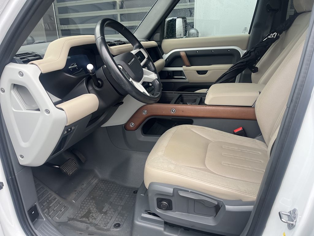 Thumbnail: 2021 Land Rover Defender - 8