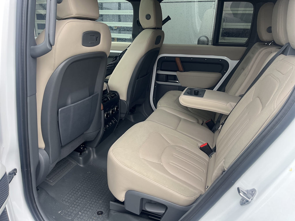 Thumbnail: 2021 Land Rover Defender - 23
