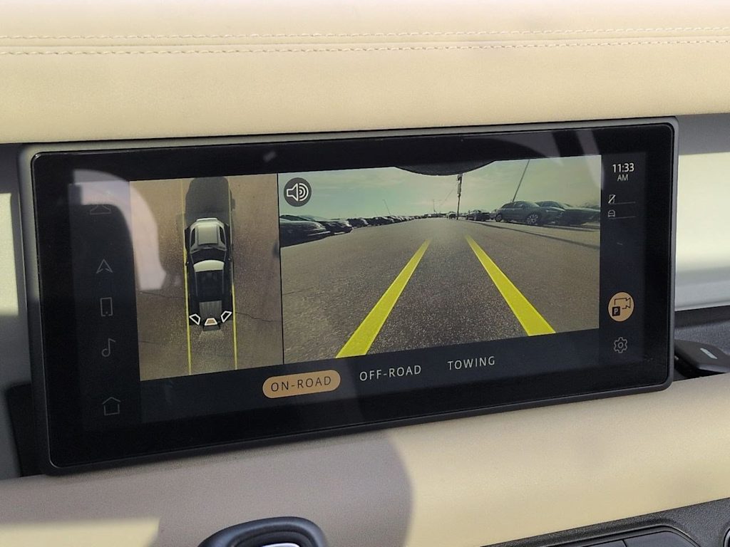 Thumbnail: 2021 Land Rover Defender - 36