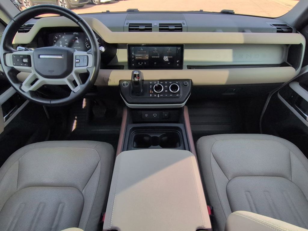 Thumbnail: 2021 Land Rover Defender - 9