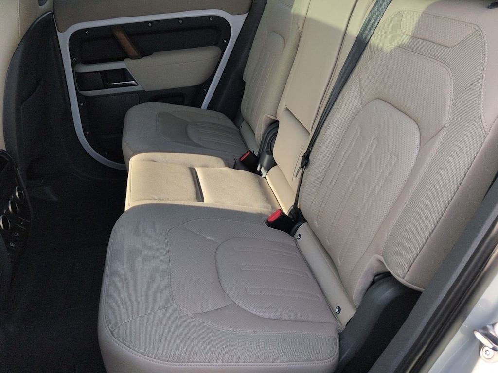 Thumbnail: 2021 Land Rover Defender - 12