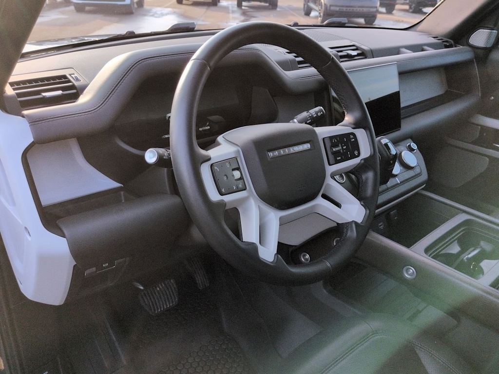 Thumbnail: 2024 Land Rover Defender - 2
