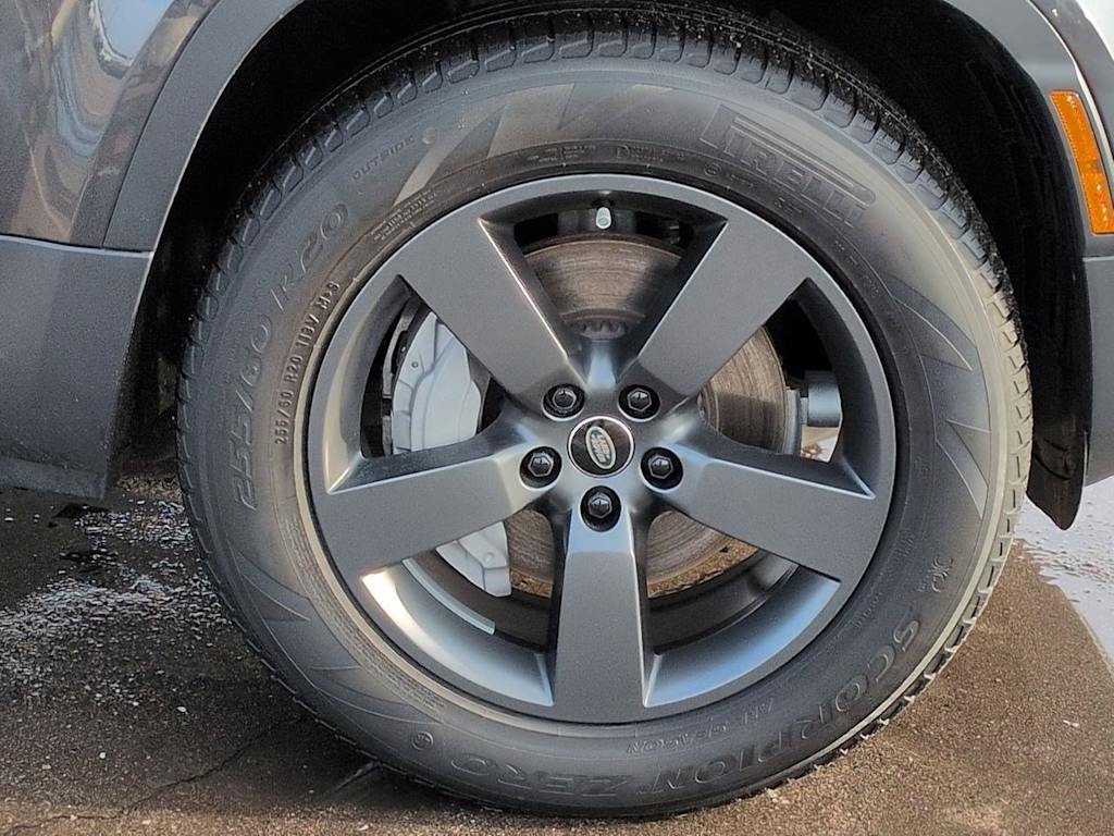 Thumbnail: 2024 Land Rover Defender - 7