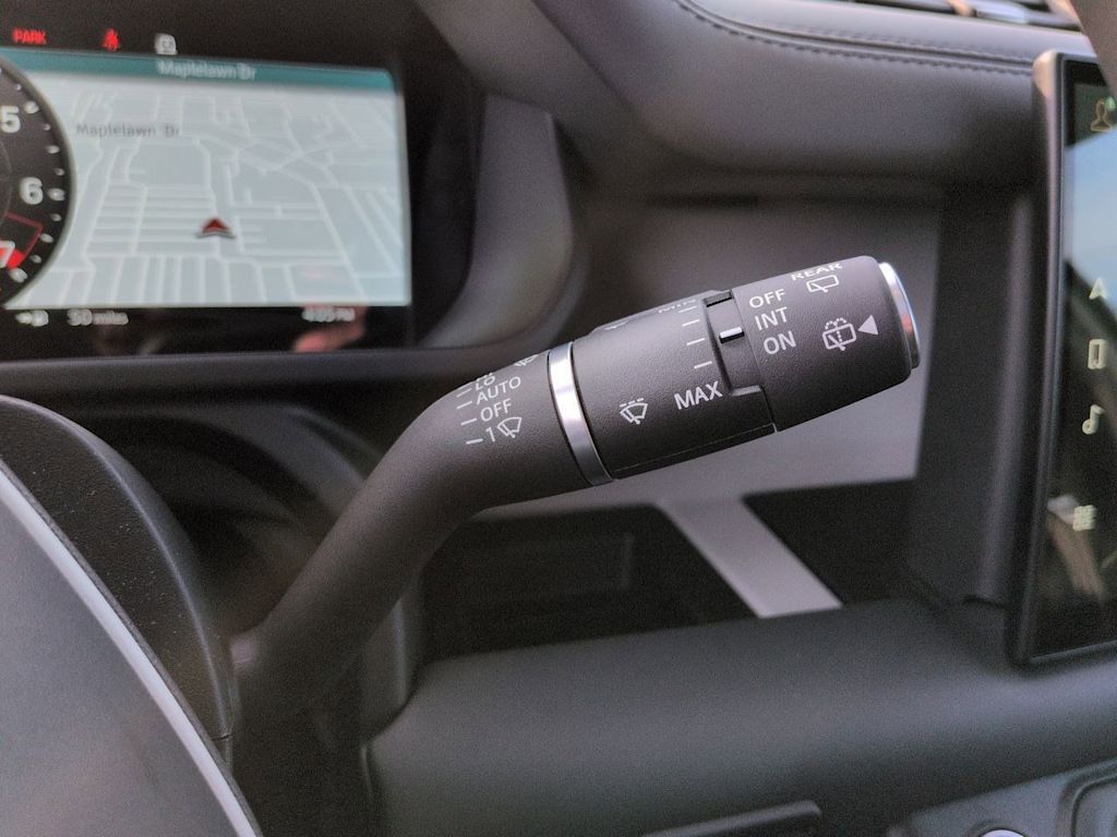 Thumbnail: 2024 Land Rover Defender - 33