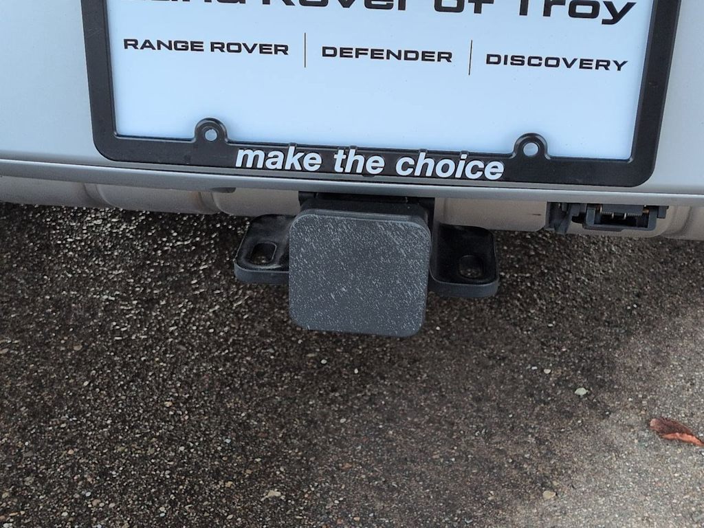 Thumbnail: 2024 Land Rover Defender - 18