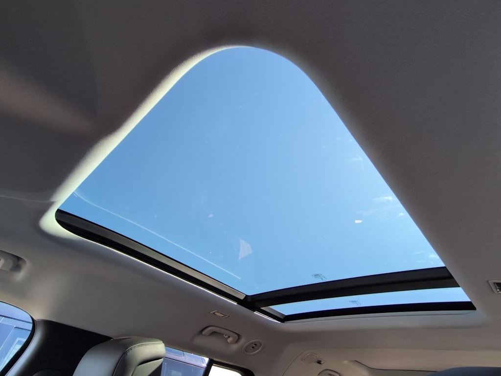 Thumbnail: 2026 Land Rover Defender - 27