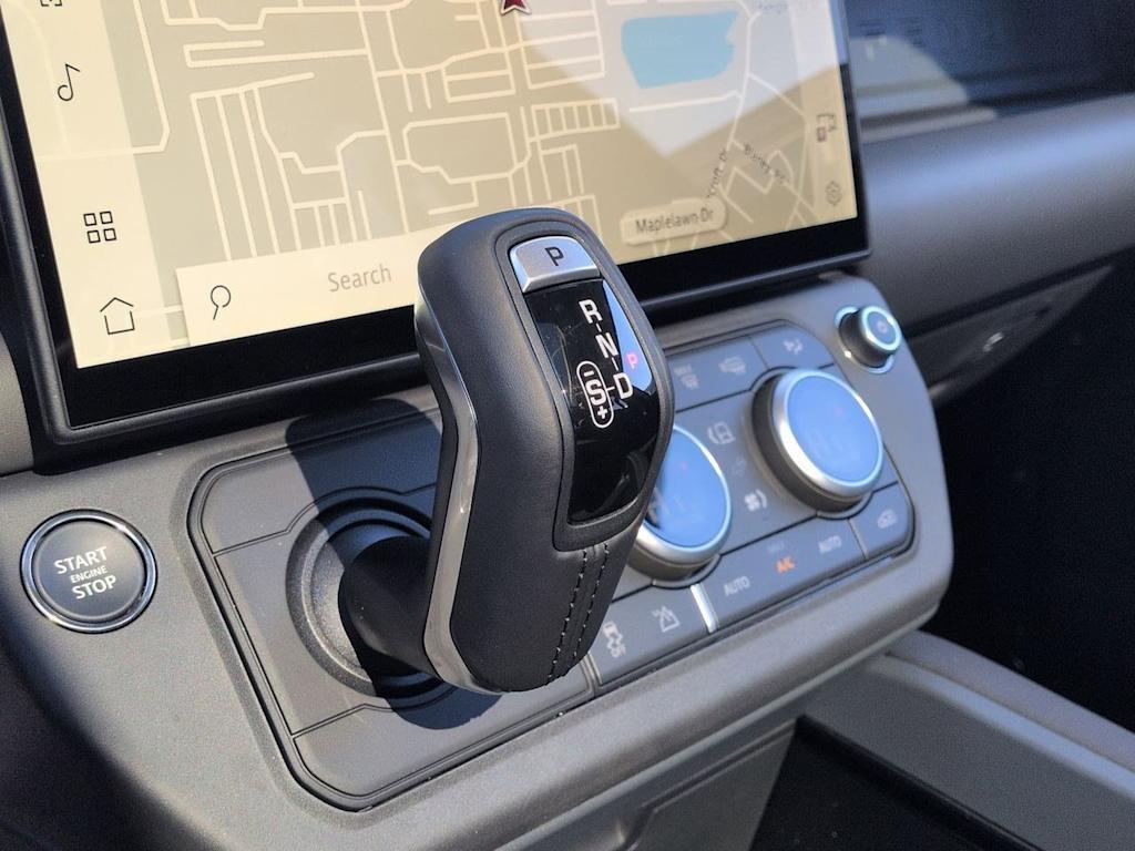 Thumbnail: 2026 Land Rover Defender - 15