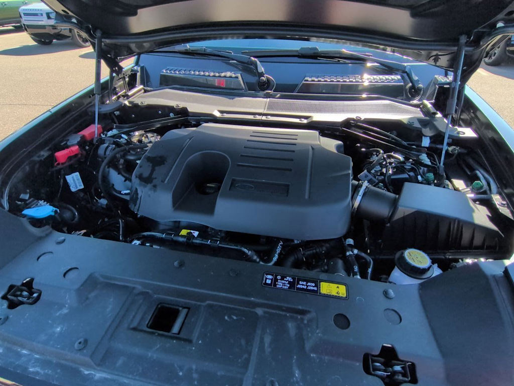 Thumbnail: 2026 Land Rover Defender - 8