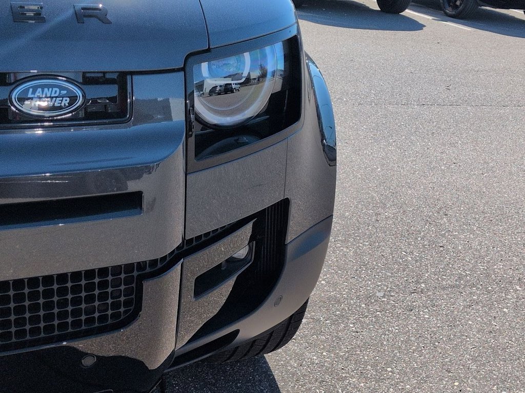 Thumbnail: 2026 Land Rover Defender - 24