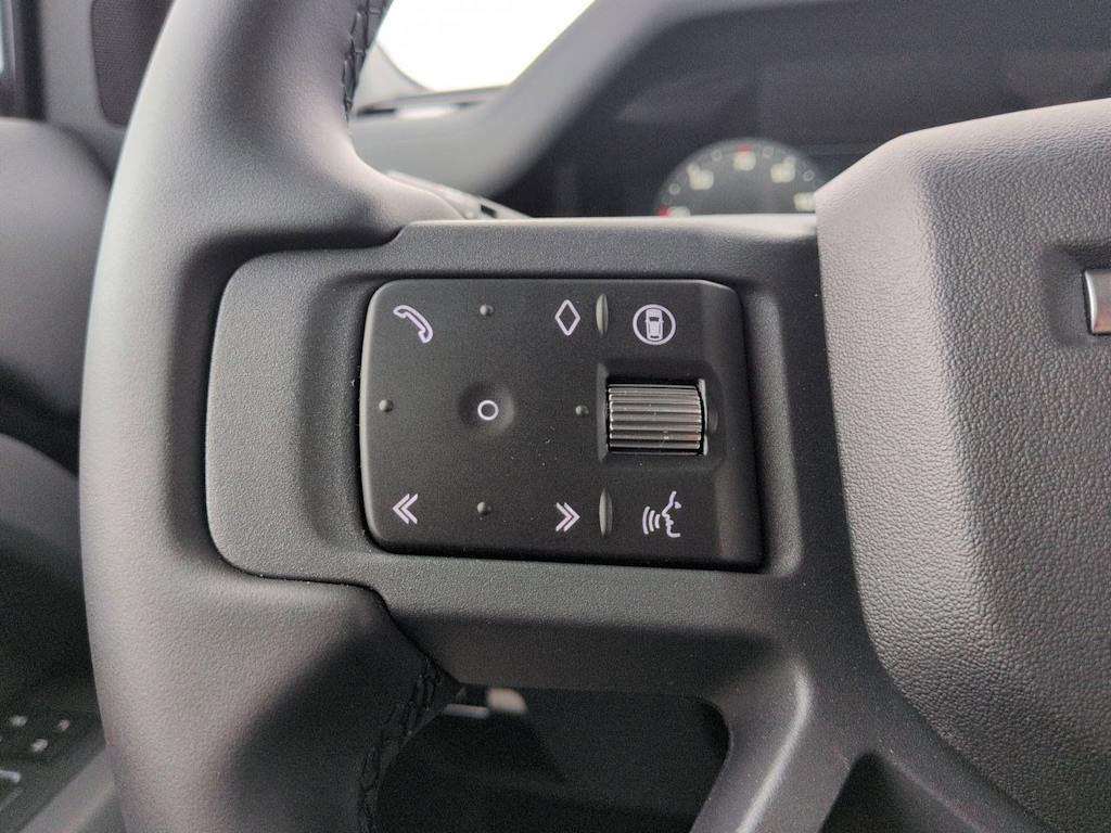 Thumbnail: 2026 Land Rover Defender - 32