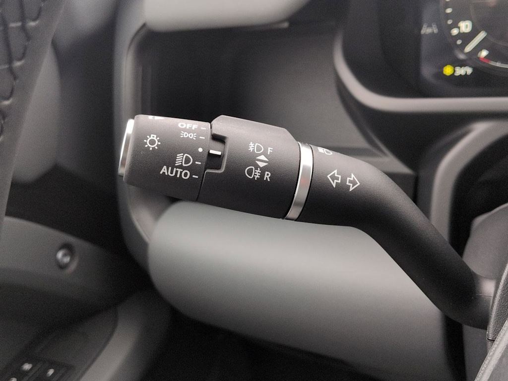 Thumbnail: 2026 Land Rover Defender - 35