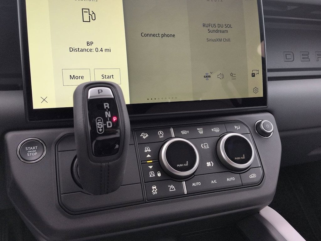 Thumbnail: 2026 Land Rover Defender - 18