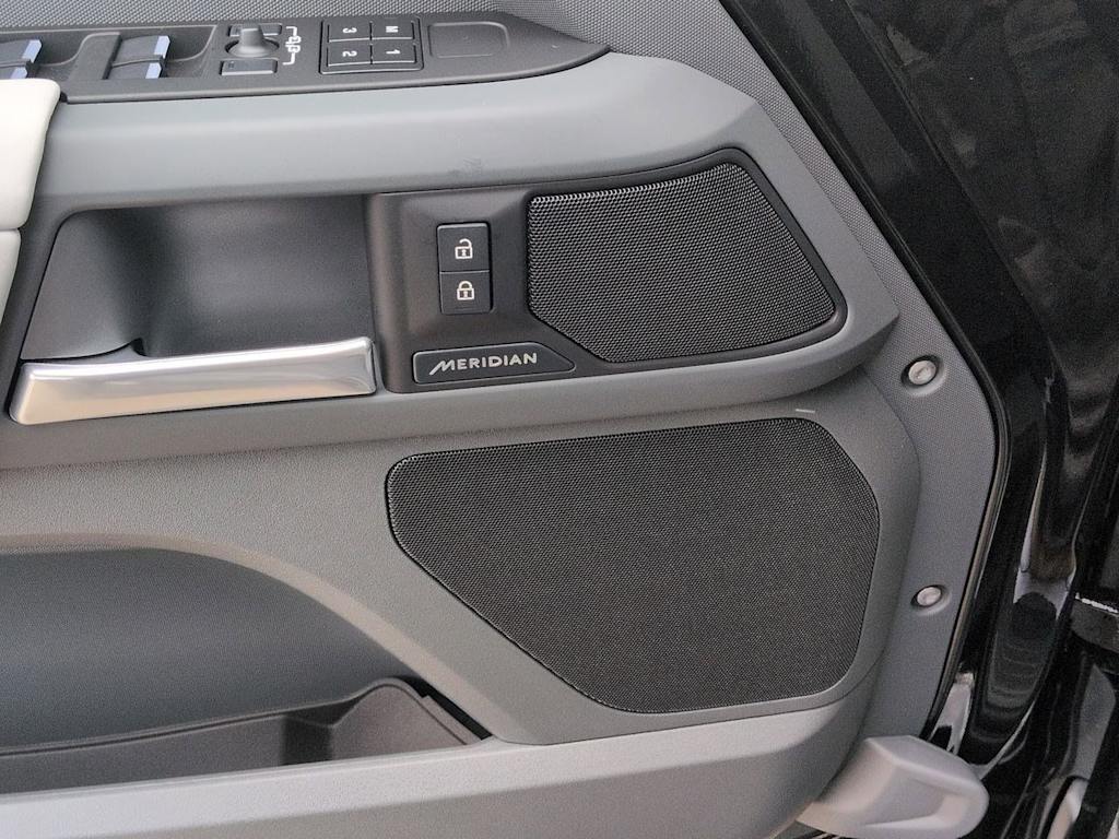 Thumbnail: 2026 Land Rover Defender - 37