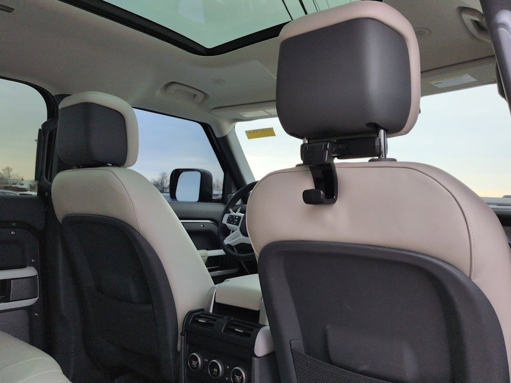 Thumbnail: 2024 Land Rover Defender - 15