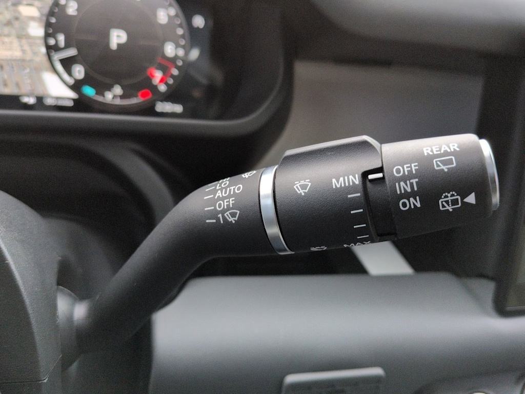 Thumbnail: 2024 Land Rover Defender - 16