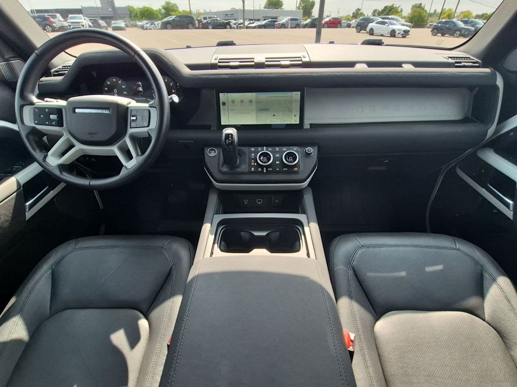 Thumbnail: 2023 Land Rover Defender - 9