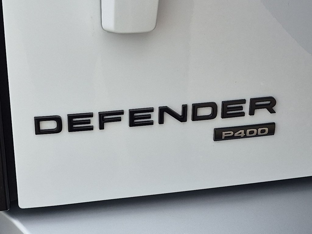 Thumbnail: 2023 Land Rover Defender - 23