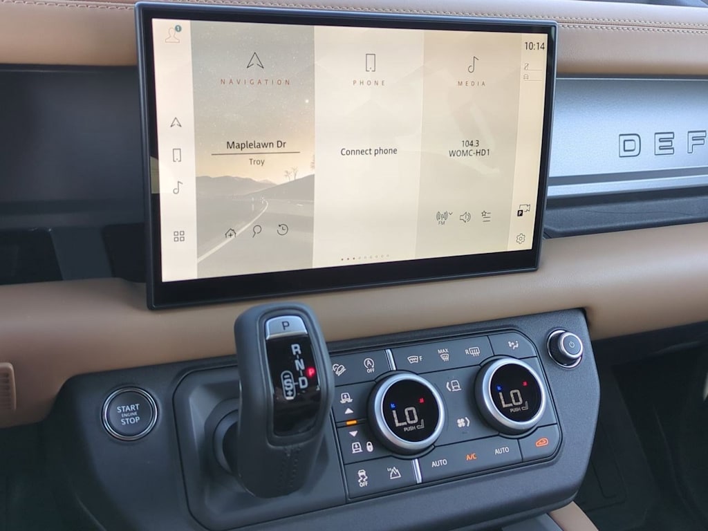 Thumbnail: 2025 Land Rover Defender - 13