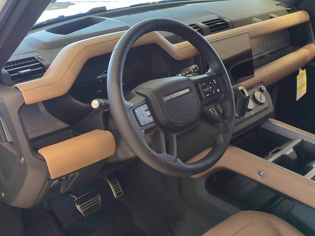 2025 Land Rover Defender 110 2