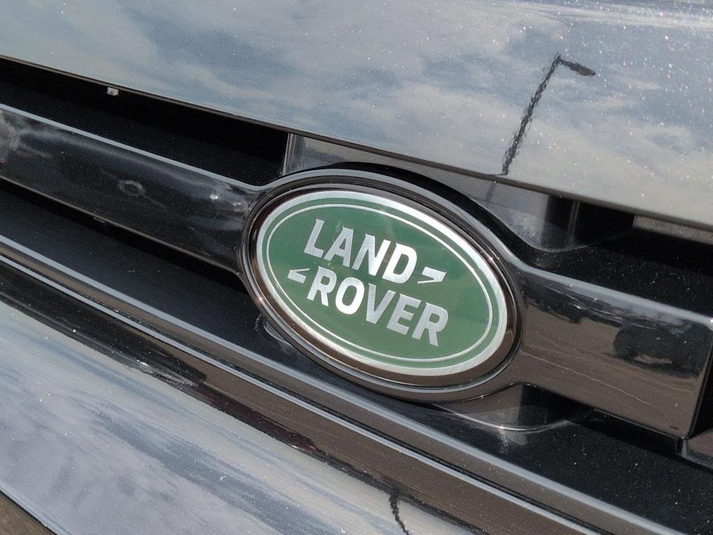 Thumbnail: 2023 Land Rover Defender - 6