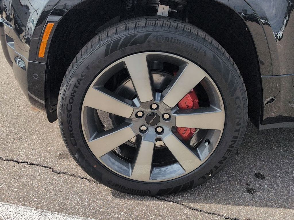 Thumbnail: 2026 Land Rover Defender - 7