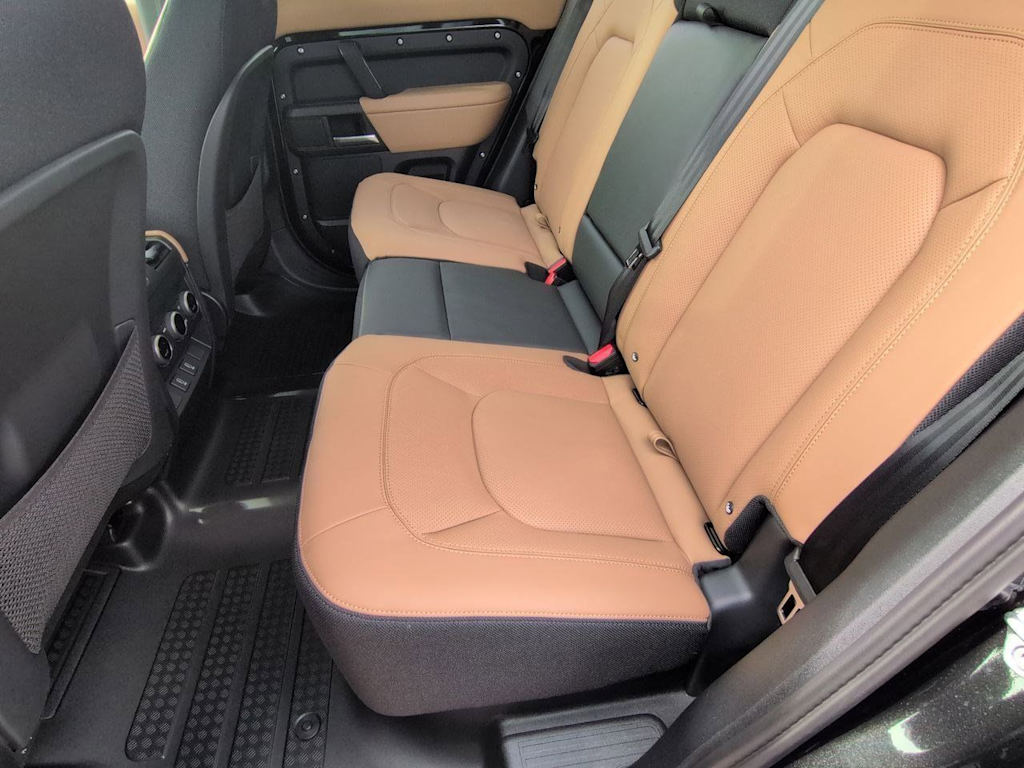 Thumbnail: 2026 Land Rover Defender - 28