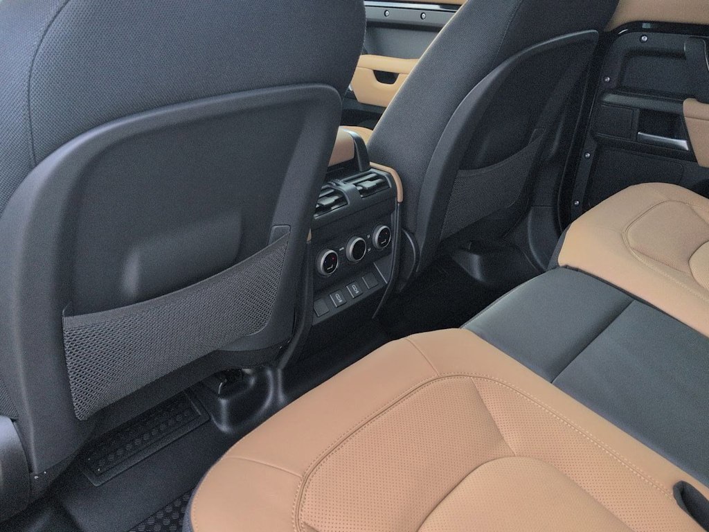 Thumbnail: 2026 Land Rover Defender - 12