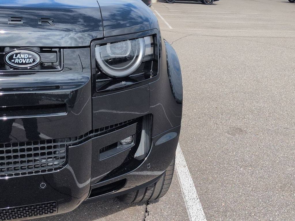 Thumbnail: 2026 Land Rover Defender - 24