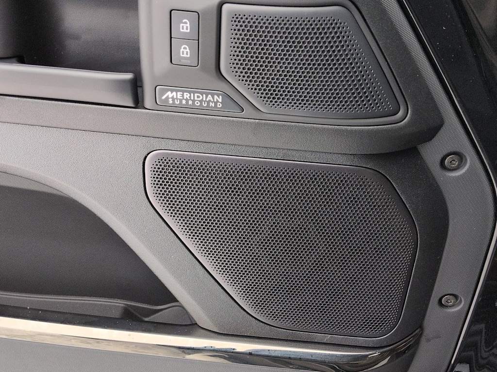 Thumbnail: 2026 Land Rover Defender - 25