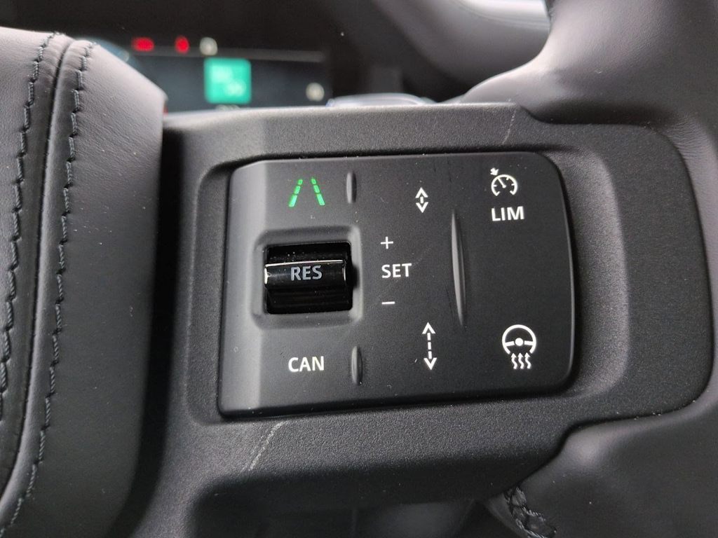 Thumbnail: 2026 Land Rover Defender - 22