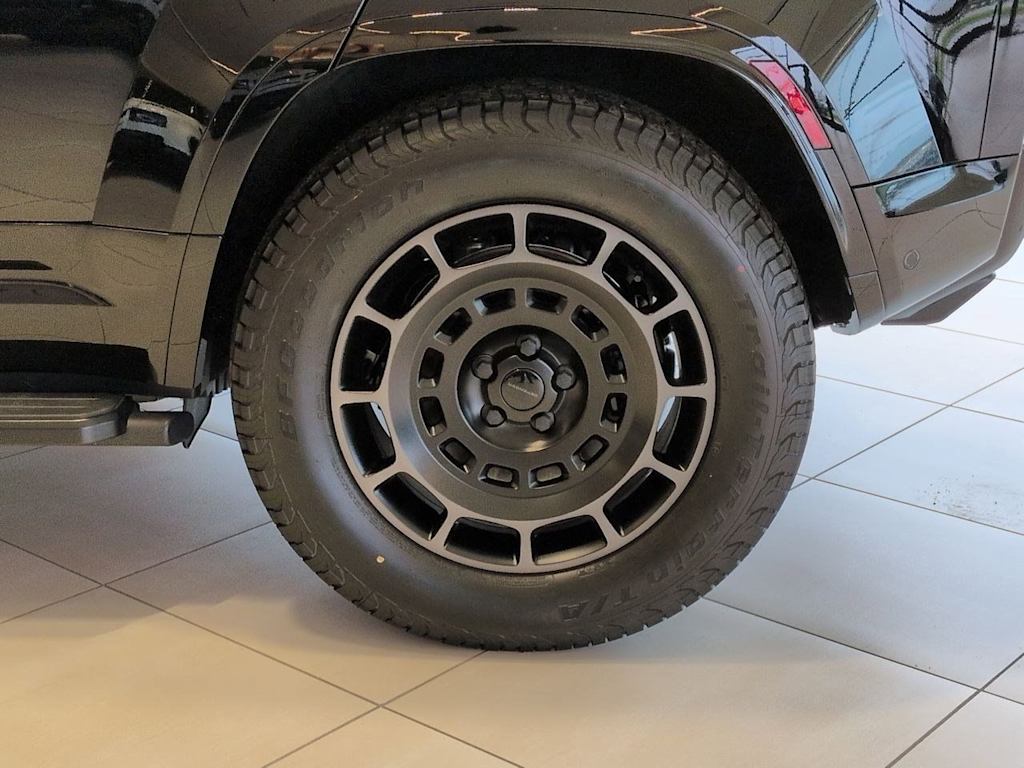 Thumbnail: 2026 Land Rover Defender - 6