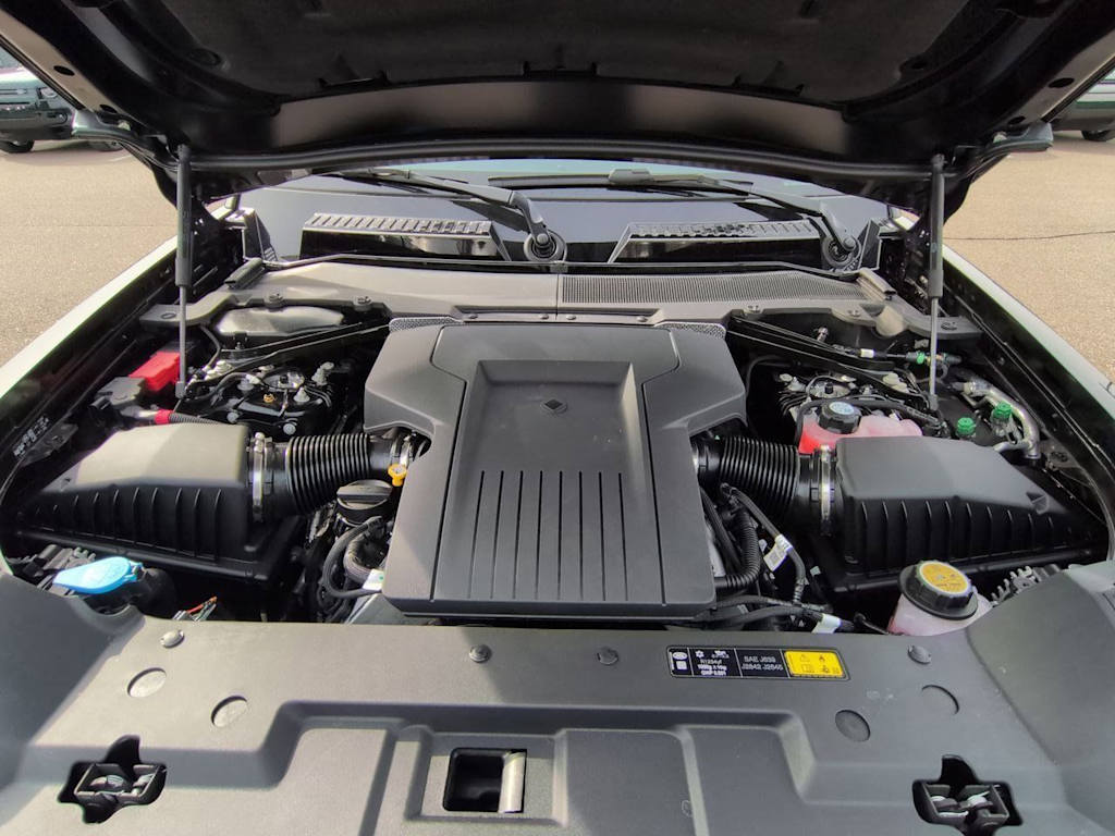 Thumbnail: 2026 Land Rover Defender - 8